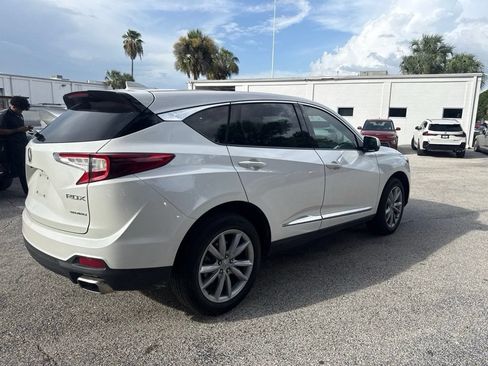Used 2024 Acura RDX SH-AWD image 3