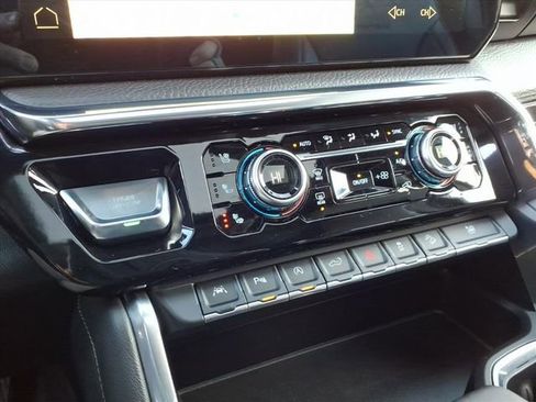 Used 2023 GMC Sierra 1500 Denali w/ Denali Reserve Package image 29