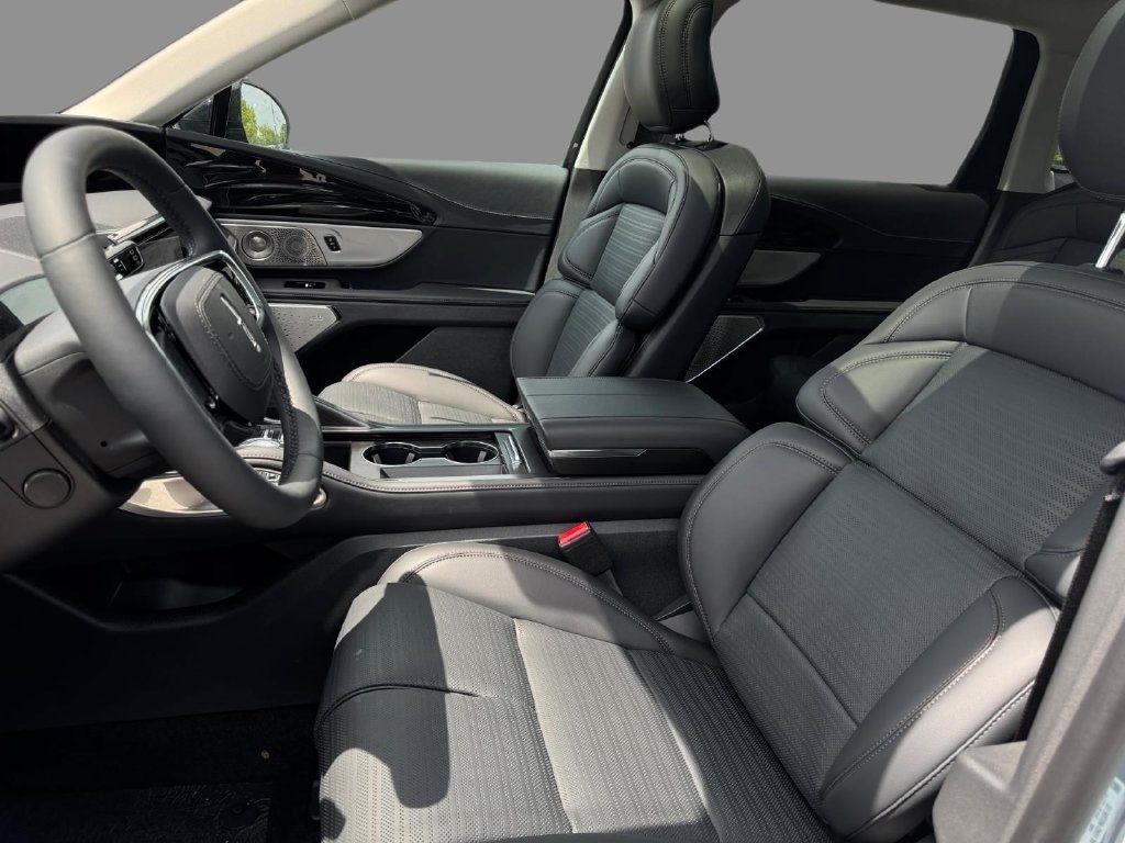 New 2026 Lincoln Nautilus Reserve AWD/4WD image 14