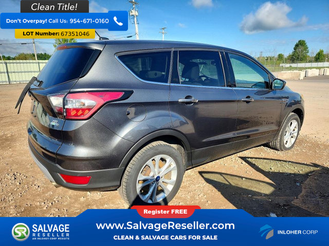 Used 2017 Ford Escape SE AWD/4WD image 4