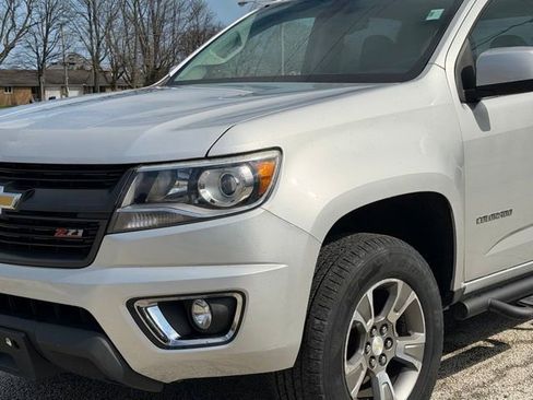 Used 2015 Chevrolet Colorado Z71 AWD/4WD image 6