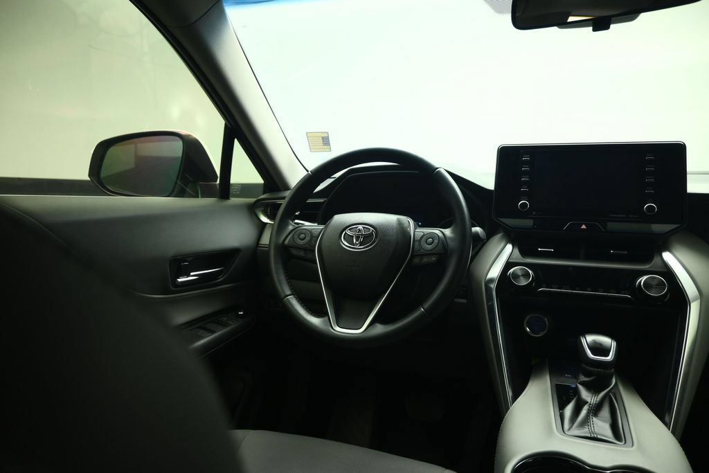 Used 2022 Toyota Venza LE AWD/4WD image 38