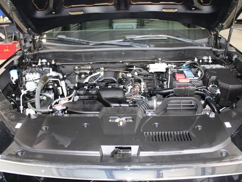 Used 2024 Honda CR-V EX image 8