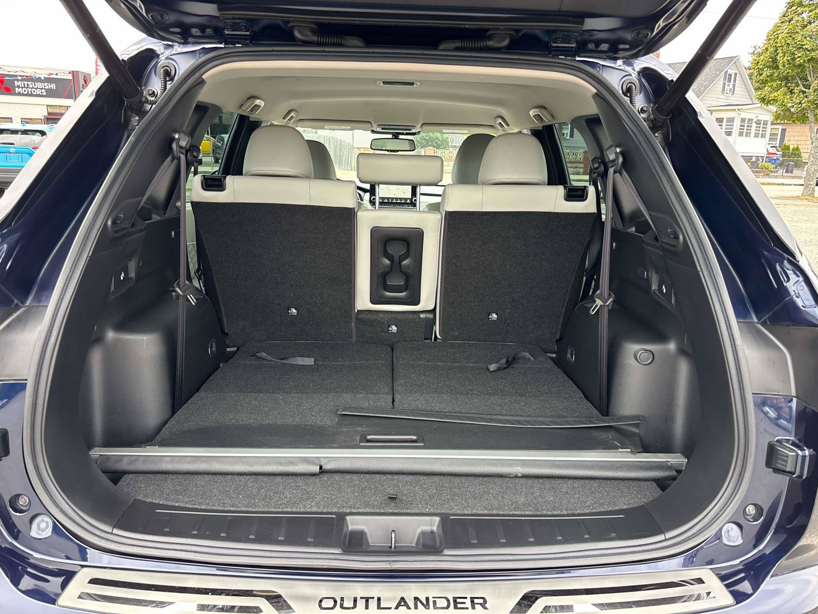 Used 2022 Mitsubishi Outlander SEL AWD/4WD image 14