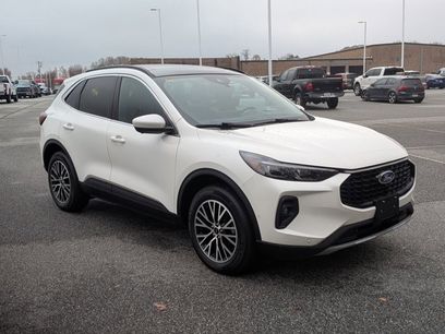 Certified 2024 Ford Escape SE w/ PHEV Premium Package