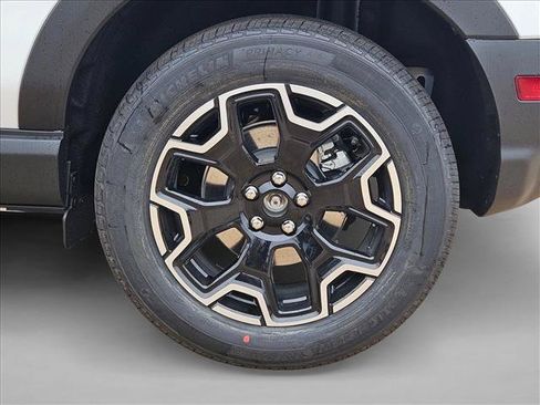 New 2025 Ford Bronco Sport Outer Banks AWD/4WD image 10