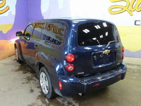 Used 2010 Chevrolet HHR LS image 5