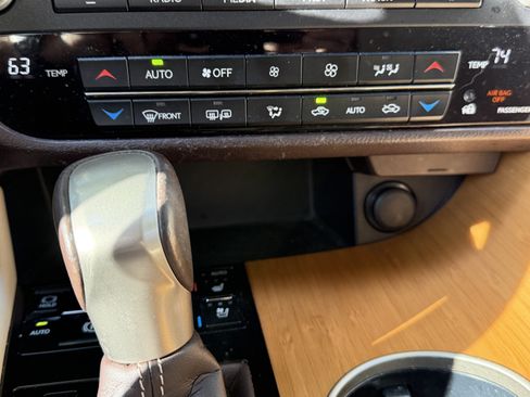 Used 2017 Lexus RX 350 FWD w/ Premium Package image 27