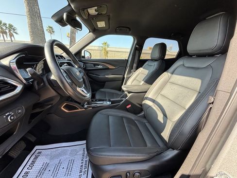 Used 2023 Chevrolet TrailBlazer ACTIV w/ Convenience Package image 11