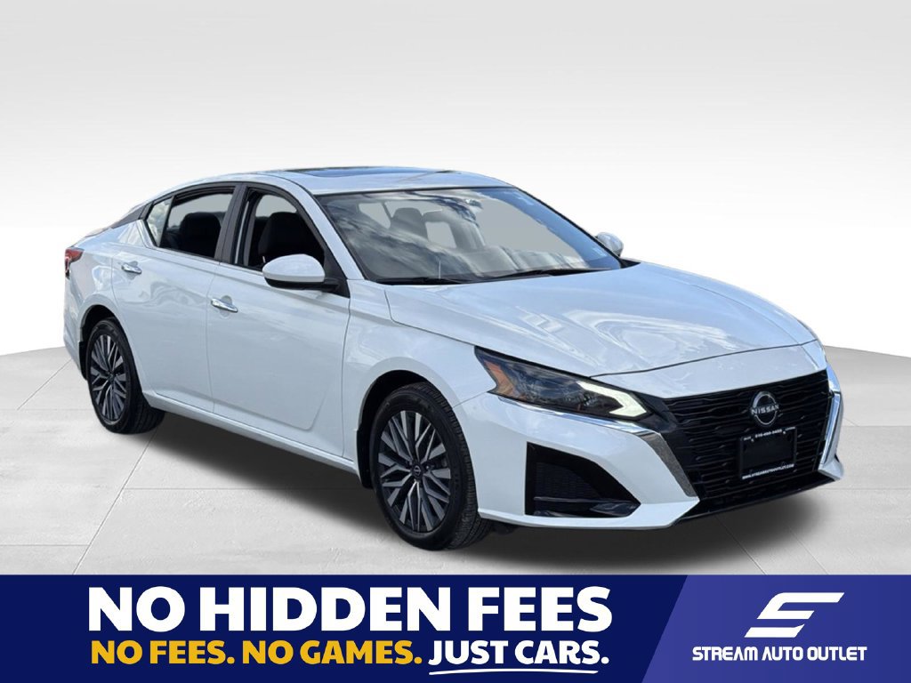 Used 2024 Nissan Altima 2.5 SV w/ SV Premium Package AWD/4WD 360° Tour