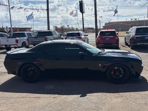 Used 2022 Dodge Challenger R/T Scat Pack image 4