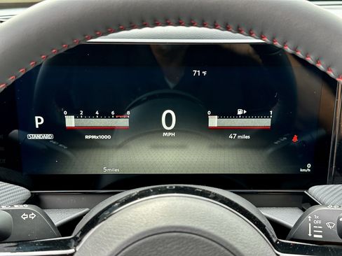 New 2026 Nissan Kicks SR AWD/4WD image 19