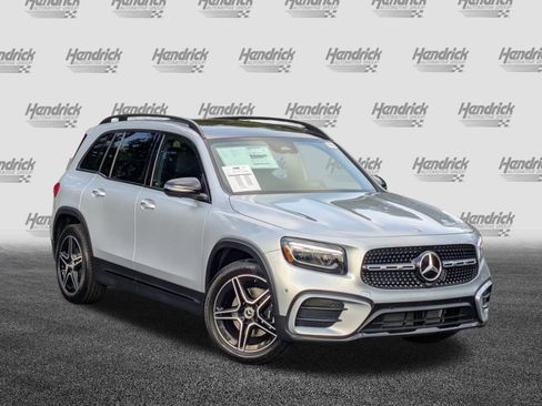 New 2026 Mercedes-Benz GLB 250 image 2