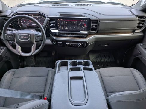 Used 2024 GMC Sierra 1500 Elevation w/ LPO, Elevation Black Package image 15