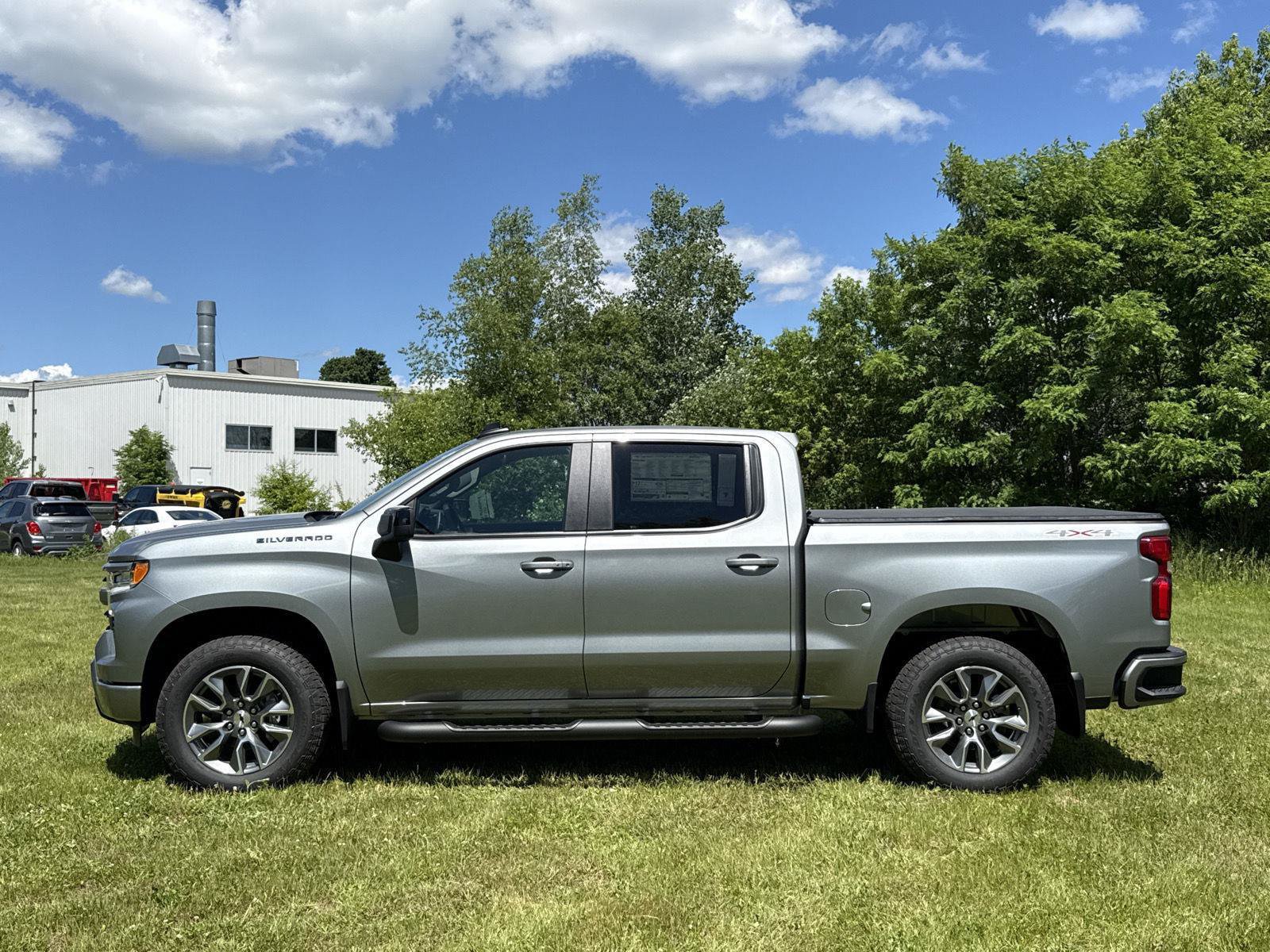 New 2026 Chevrolet Silverado 1500 RST AWD/4WD image 3