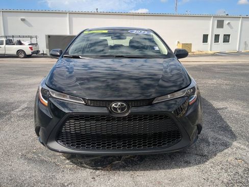 Used 2022 Toyota Corolla LE image 9