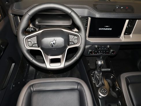 New 2025 Ford Bronco Outer Banks image 16