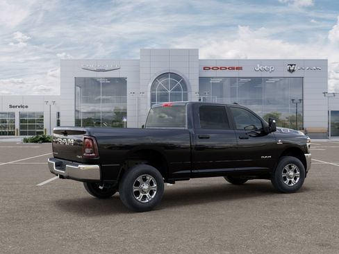 New 2026 RAM 2500 Big Horn AWD/4WD image 4
