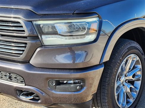 Used 2022 RAM 1500 Laramie w/ Laramie Southwest Edition image 9