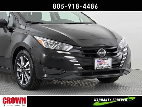 Used 2023 Nissan Versa SV image 10