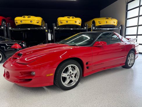 Used 2002 Pontiac Firebird Trans Am RWD image 2