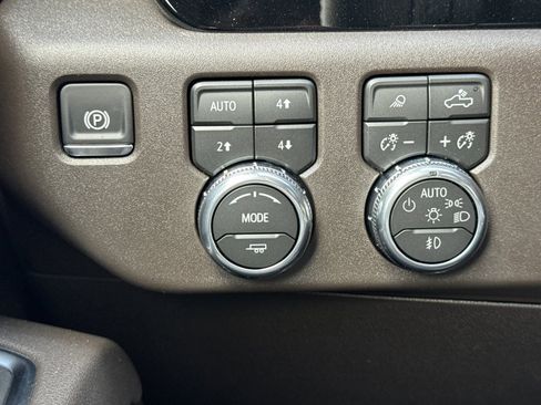 New 2026 GMC Sierra 1500 SLT w/ SLT Premium Package image 30