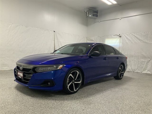 Used 2021 Honda Accord Sport image 2
