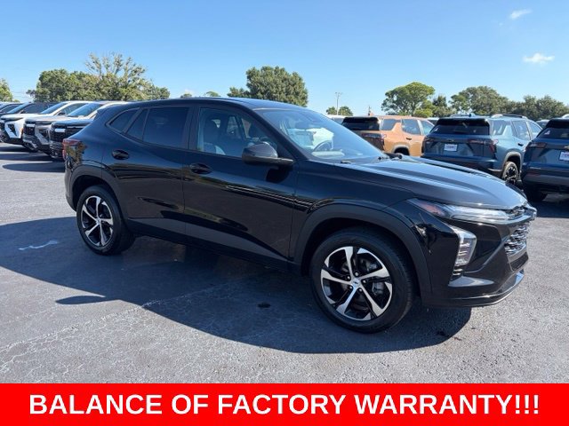 Used 2024 Chevrolet Trax RS w/ Driver Confidence Package FWD image 1