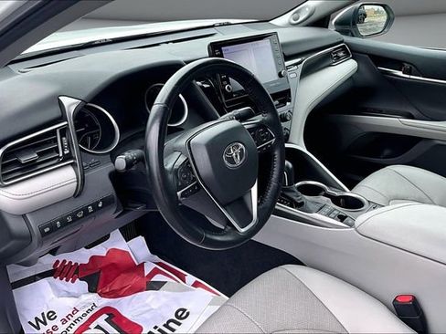 Used 2023 Toyota Camry XLE w/ Navigation Package image 17