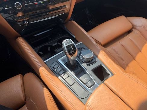 Used 2018 BMW X6 sDrive35i w/ M Sport Package RWD image 24