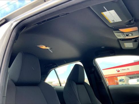 Used 2019 Toyota Corolla SE FWD image 30
