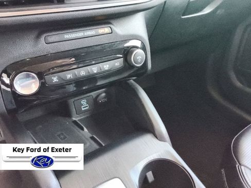 Used 2023 Ford Escape Platinum AWD/4WD image 34