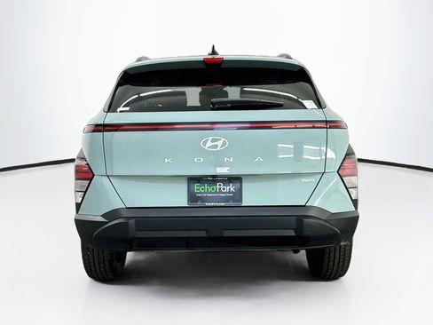 Used 2025 Hyundai Kona SEL AWD/4WD image 7