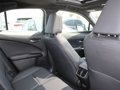 Certified 2025 Lexus UX 300h FWD image 7
