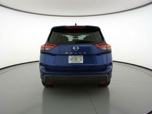 Used 2025 Nissan Rogue SV image 7