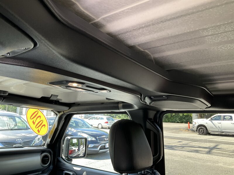 Used 2020 Jeep Wrangler Unlimited Sport S AWD/4WD image 22