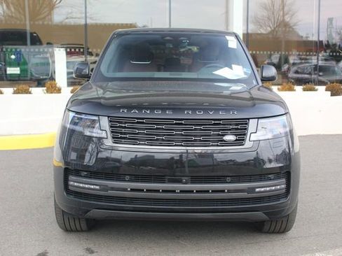New 2026 Land Rover Range Rover SE image 8