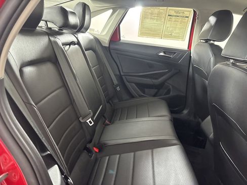 Used 2024 Volkswagen Jetta SE image 26