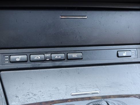 Used 2004 BMW 325Ci Convertible RWD image 28