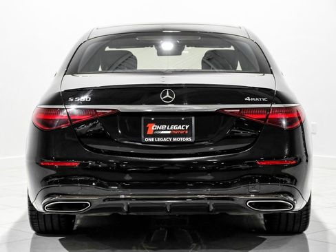 Used 2023 Mercedes-Benz S 580 4MATIC Sedan w/ AMG Line image 10