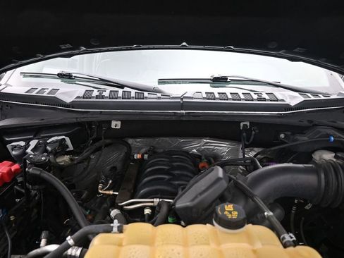 Used 2019 Ford F150 XLT w/ Equipment Group 302A Luxury AWD/4WD image 23