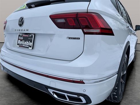 Used 2024 Volkswagen Tiguan SEL R-Line image 5