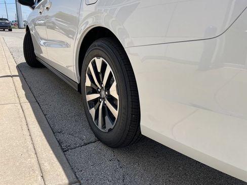 New 2026 Honda Odyssey EX-L image 19