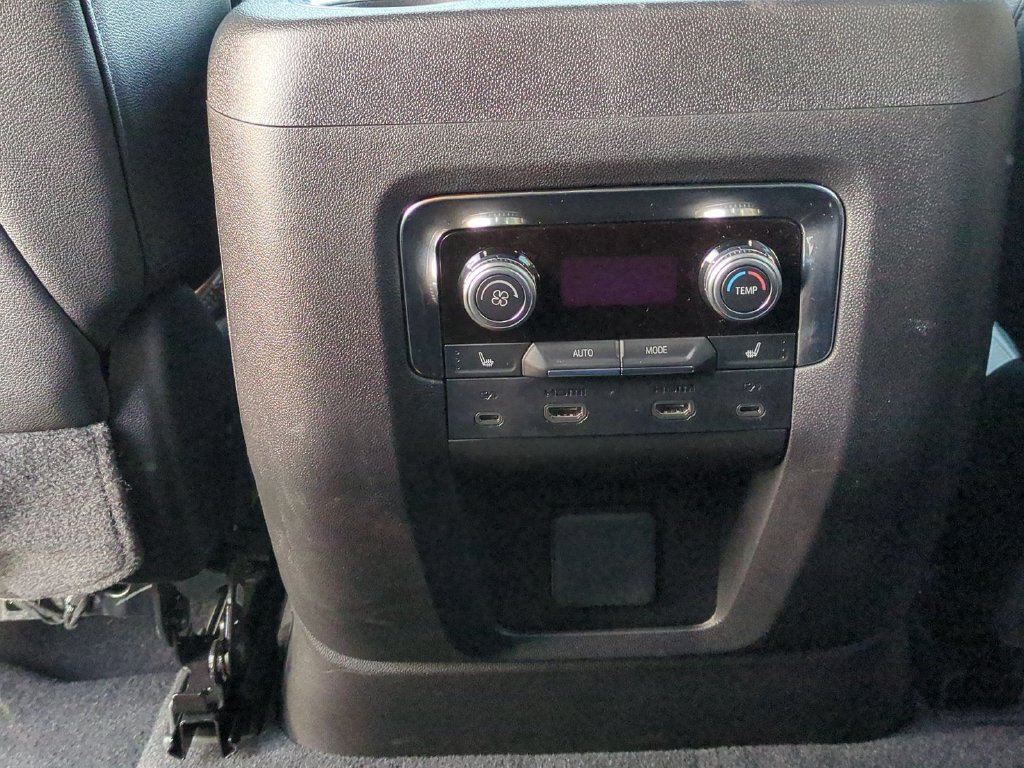 Certified 2026 GMC Yukon XL AT4 w/ AT4 Premium Plus Package AWD/4WD image 31