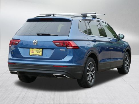 Used 2019 Volkswagen Tiguan SE w/ Panoramic Sunroof Package AWD/4WD image 7