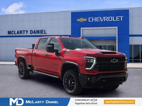 New 2026 Chevrolet Silverado 2500 LT w/ Trail Boss Package AWD/4WD image 1