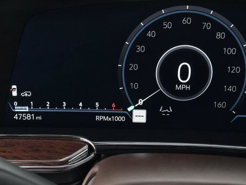 Used 2021 Cadillac Escalade Premium Luxury Platinum AWD/4WD image 24