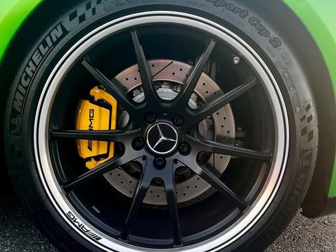 Used 2020 Mercedes-Benz AMG GT R image 16