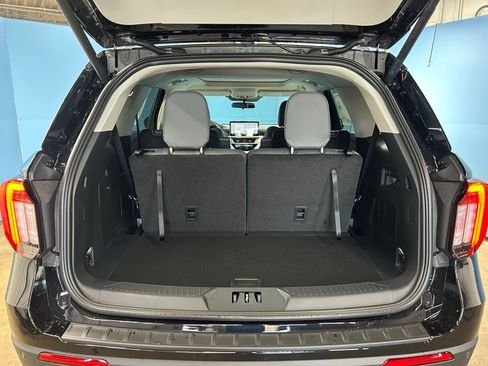 New 2026 Ford Explorer Active w/ Active Comfort Package AWD/4WD image 40