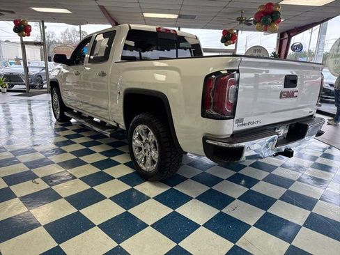 Used 2017 GMC Sierra 1500 SLT image 5